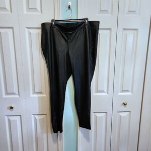 TORRID Full Length Signature Waist Faux Leather Legging Sz 3